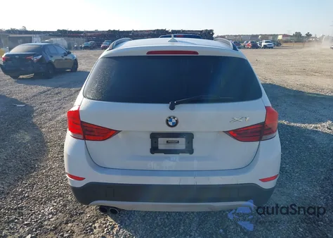 2015 BMW X1 Sdrive28I z USA, uszkodzony, nr VIN WBAVM1C54FV315853